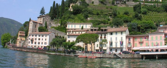 Immobili vista lago